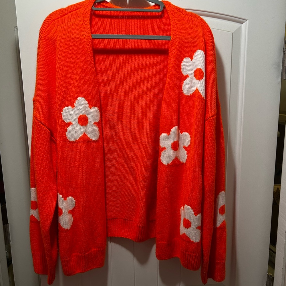 3X Floral Patterned Neon Orange Sweater
